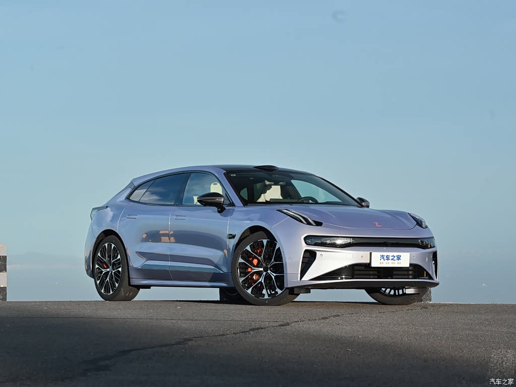 2025 Zeekr 001 ME 100kWh AWD — pour l'export